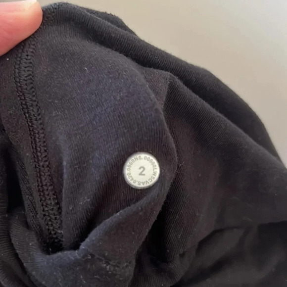 Lululemon Drawstring Jogger/Sweats - Size 2 Black - Picture 9 of 9